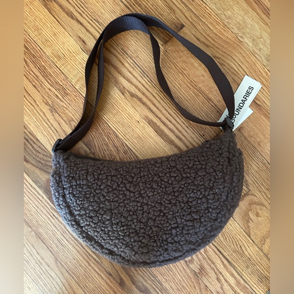 No Boundaries Brown Crossbody Bag with Cozy Sherpa Texture - Picture 3 of 3